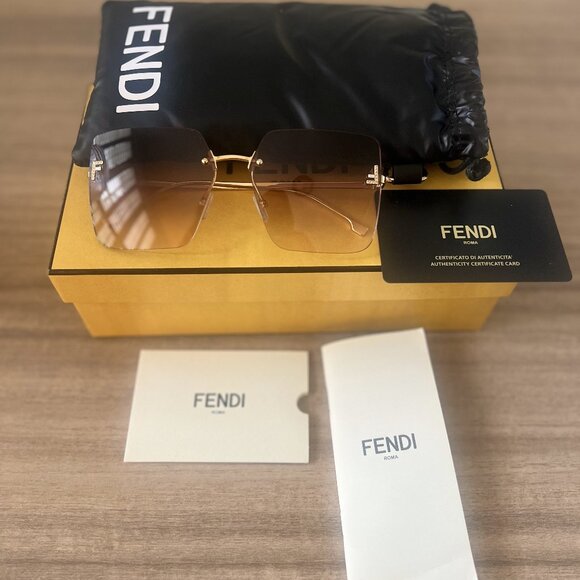 Fendi Accessories - Fendi Sunglasses - FE4082US - Gold Frame/Brown Lens